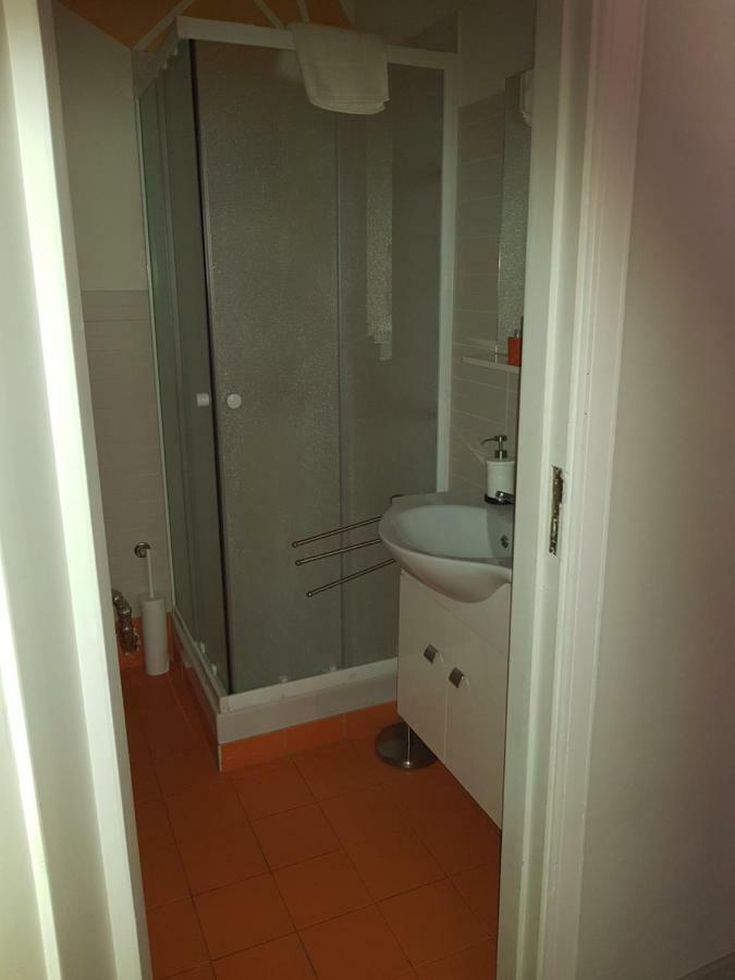 A Due Passi Da.... Bed & Breakfast Salerno Exterior photo